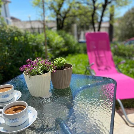 Napjacu With Own Parking And Garden Apartment Херцег Нови Екстериор снимка